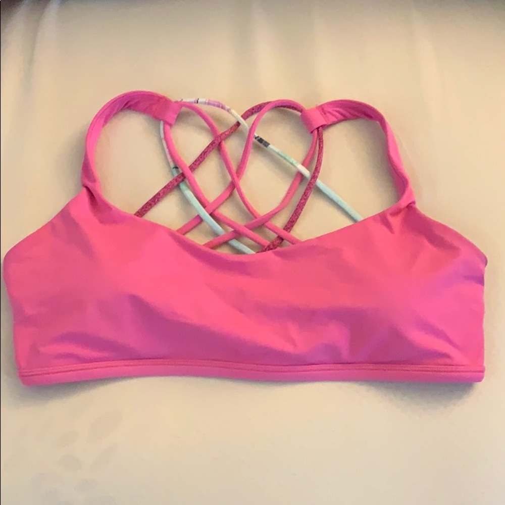 Lululemon hot pink sports bra